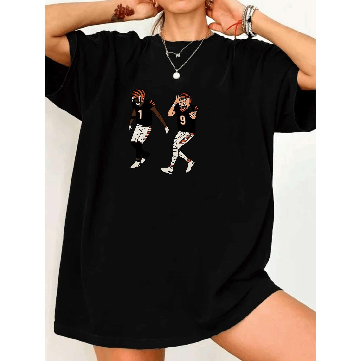 Plus Size Football Player Graphic Round Neck Short Sleeve T Shirt for Women Fashion Print Elastic Top